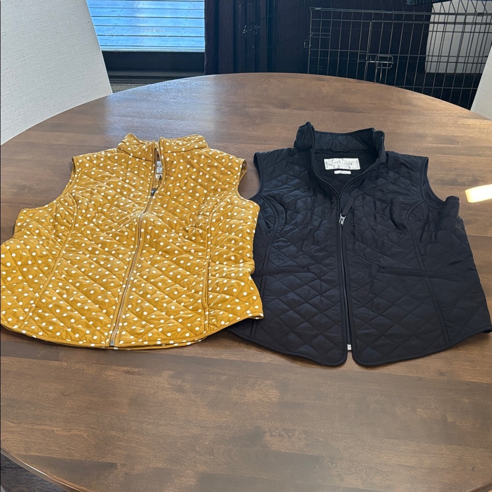 2 Van Heusen Quilted Vests… Mustard Yellow Polka Dot & Solid Black